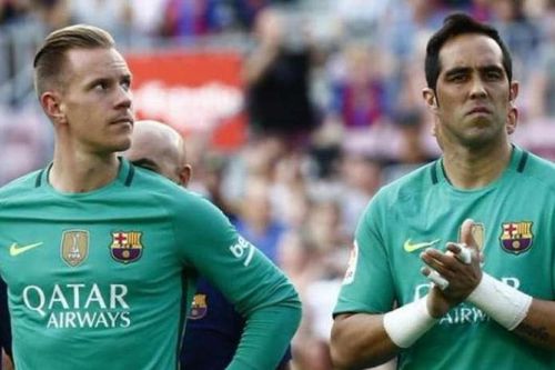 Ter Stegen dính chấn thương dài hạn, thủ môn đã giải nghệ sẵn sàng tái xuất giúp Barca