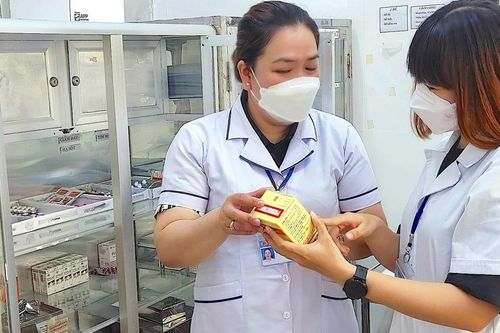Bổ sung danh mục thuốc cho y tế cơ sở: Đảm bảo quyền lợi người bệnh