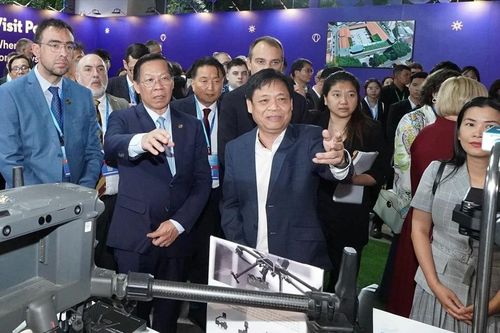 Diễn đàn Kinh tế TPHCM lần 5-2024: Tạo 'bước ngoặt' tăng trưởng mới