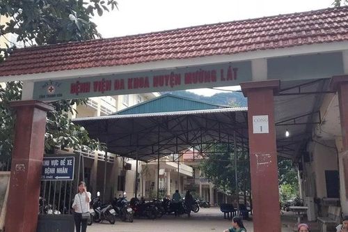 Xem xét kỷ luật cựu giám đốc bệnh viện xác nhận thực tập 'khống' cho 18 sinh viên y dược