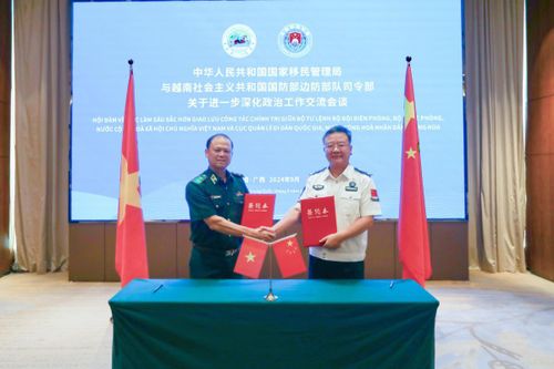 Tiếp tục làm sâu sắc hơn nữa công tác giao lưu chính trị giữa Bộ Tư lệnh BĐBP Việt Nam và Cục Quản lý Di dân Quốc gia Trung Quốc