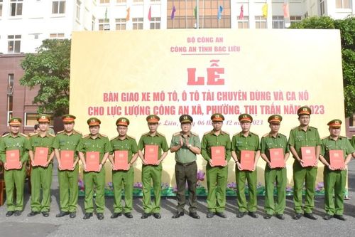 Mỗi xã ít nhất 8 Công an chính quy
