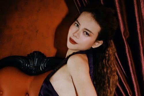 Mẫu khỏa thân từng bị dụ đi khách sạn kể cách đối phó với tay máy 'sở khanh'