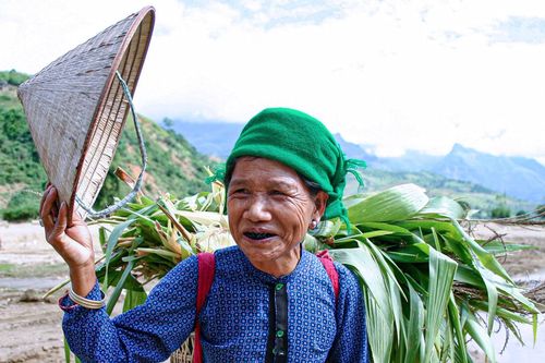 Đời sống nhân dân huyện nghèo Mường Chà từng bước được cải thiện