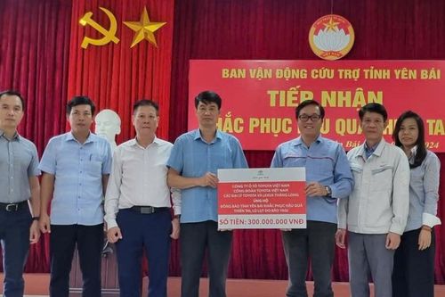 Toyota Việt Nam ủng hộ hơn 1,6 tỷ đồng hỗ trợ người dân khắc phục hậu quả bão lũ