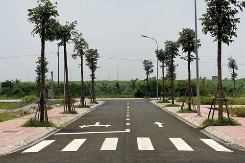 Một huyện ở Hà Nội liên tiếp dừng các phiên đấu giá đất