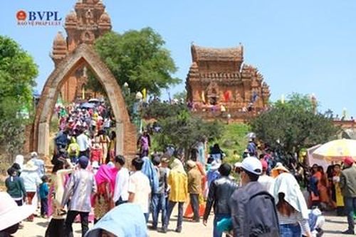 Ninh Thuận công bố quyết định của Thủ tướng Chính phủ công nhận 2 bảo vật quốc gia