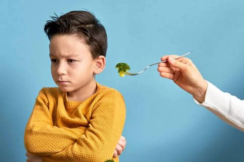 Chứng kén ăn ở trẻ em có thể bị ảnh hưởng bởi đặc điểm di truyền