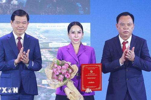Đồng Nai trao giấy chứng nhận đầu tư 17 dự án với số vốn 6 tỷ USD