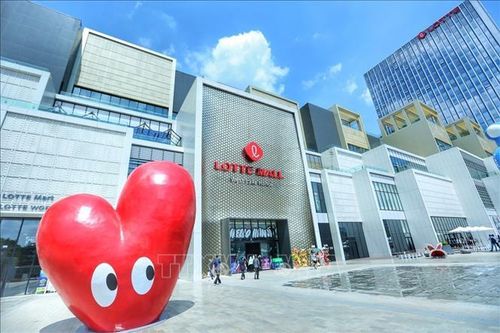 Tập đoàn Lotte ủng hộ 3 tỷ đồng hỗ trợ khắc phục hậu quả bão lũ tại Việt Nam