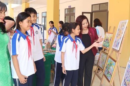 Tỷ lệ học sinh bạo lực học đường liên quan đến bạo lực gia đình là rất lớn