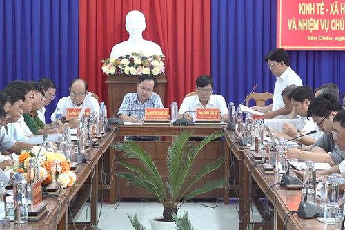 Tân Châu họp đánh giá tình hình kinh tế - xã hội 9 tháng của năm 2024