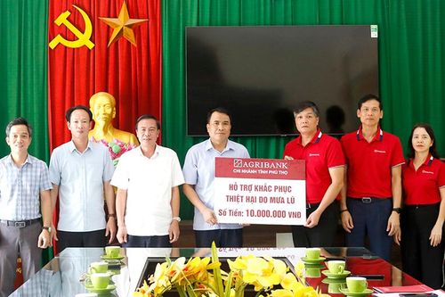 Agribank Chi nhánh Phú Thọ hỗ trợ các đơn vị, gia đình bị ảnh hưởng bởi cơn bão số 3