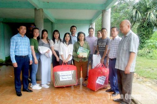 Người trẻ làm thiện nguyện