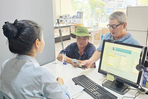 Nhà mạng thêm thời gian, khách hàng thêm lựa chọn