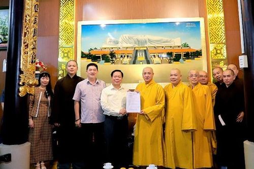 Bình Dương: Trao quyết định thành lập 2 Ban Quản trị tự viện đầu tiên của Phật giáo tỉnh