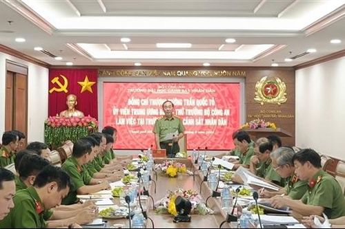 Đại học Cảnh sát nhân dân tiếp tục đổi mới mô hình đào tạo, bồi dưỡng nâng cao