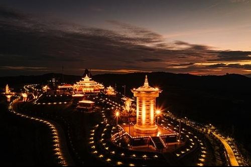 'Love in Vietnam' khởi quay tại Samten Hills Dalat