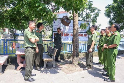 Bộ Công an khảo sát nhân rộng mô hình 'Tiếng kẻng an ninh' ở Bắc Giang
