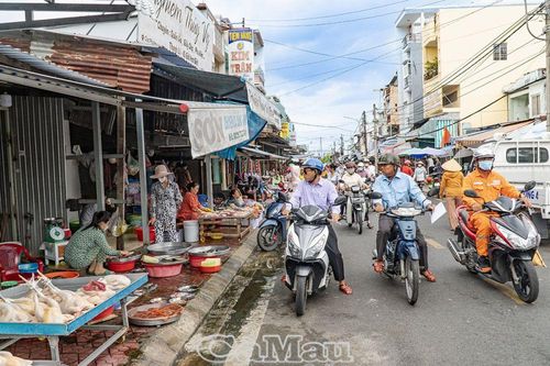 Tăng cường lập lại trật tự đô thị