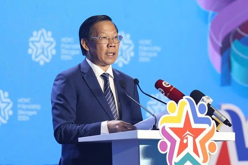 Ông Phan Văn Mãi: Chuyển đổi công nghiệp là yêu cầu cấp thiết với TP.HCM