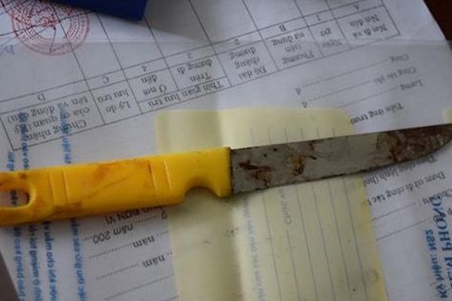 8 năm tù cho đối tượng dùng dao đâm 'tình địch'