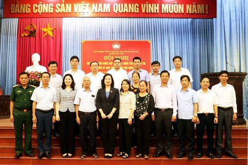Bộ trưởng Bộ Y tế Đào Hồng Lan tiếp xúc cử tri tại TP Từ Sơn, Bắc Ninh