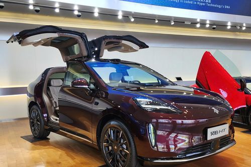 Chi tiết GAC Aion Hyptec HT, SUV cửa 'cánh chim' sắp về Việt Nam