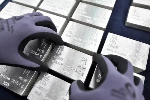 Giá kim loại đồng loạt bật tăng trong bối cảnh FED giảm lãi suất