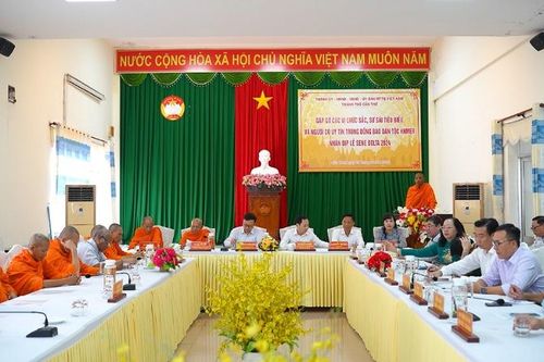 Lãnh đạo thành phố Cần Thơ gặp gỡ chức sắc, sư sãi tiêu biểu và người có uy tín trong đồng bào Khmer