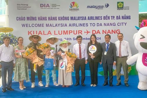 Đà Nẵng đón chuyến bay quốc tế thường kỳ đầu tiên của Malaysia Airlines