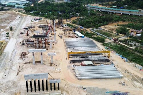 Tạm đóng cửa Hầm đường bộ Hải Vân trong khoảng 30 phút