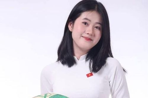 Nữ sinh giành giải Ba tại cuộc thi 'Nhịp cầu Hán ngữ Sinh viên thế giới lần thứ 23'