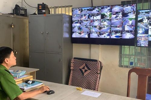 Phát hiện nhiều đối tượng tội phạm từ 'mắt thần' xung quanh chợ đầu mối