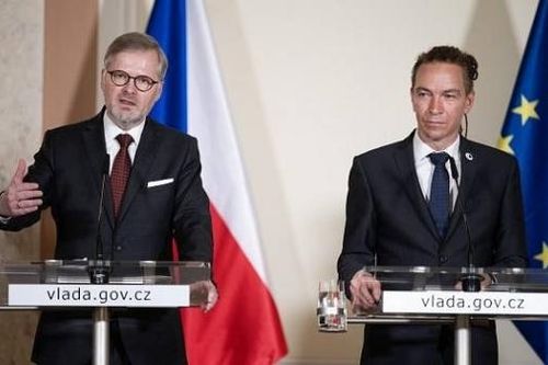 Czech: Xích mích trong chính phủ liên minh, một đảng ra đi, cáo buộc Thủ tướng Fiala 'phản bội'