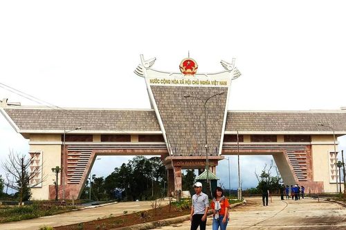 Sắp diễn ra hội thảo kết nối vùng qua cặp cửa khẩu Nam Giang - Đắc Tà Oọc