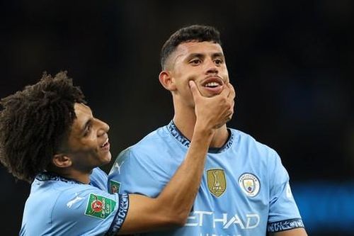 Man City thót tim trước đội hạng dưới ở Cúp Liên đoàn Anh