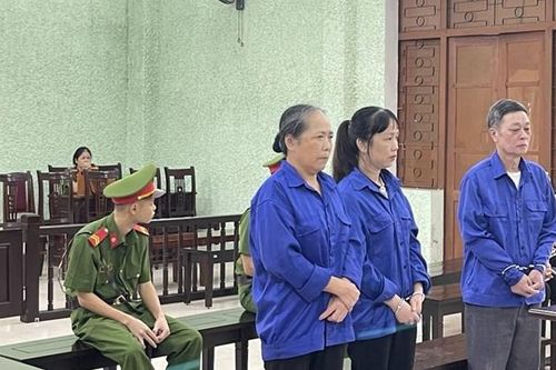 Nhóm cán bộ cửa hàng xăng dầu lập chứng từ khống, chiếm đoạt trên 4,5 tỷ đồng