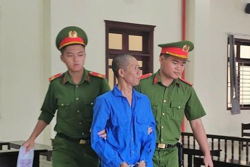 Chủ quán cháo lòng đâm chết bà chủ quầy thịt heo vì chặn tin nhắn tán tỉnh