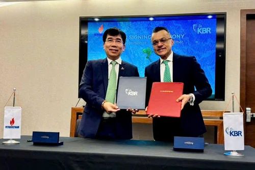 Petrovietnam và KBR ký Bản ghi nhớ hợp tác về công nghệ xanh và nhiên liệu hàng không bền vững