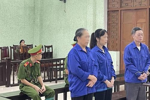 Tham ô tài sản, 3 bị cáo lĩnh án 40 năm tù