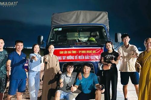 Mulgati Việt Nam - Hành trình mang yêu thương đến bà con vùng lũ