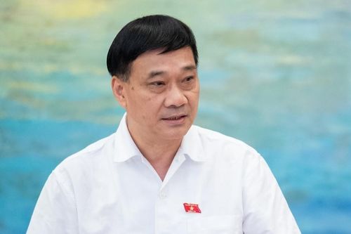Phải làm rõ 'cơ chế gọi điện thoại trợ giúp' khi vi phạm giao thông để xử nghiêm