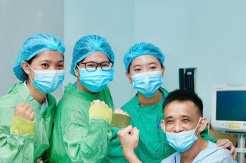 Người bệnh ghép tim xuyên Việt được ra viện về với gia đình