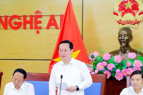 Chủ tịch UBND tỉnh Nghệ An: Khắc phục khó khăn, tận dụng cơ hội để phát triển