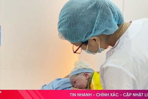 Vì sao phụ nữ nên sinh con trước 30 tuổi?