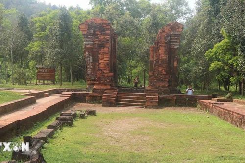 Khẩn trương chống ngập cho đường dẫn vào Di sản Văn hóa Thế giới Mỹ Sơn