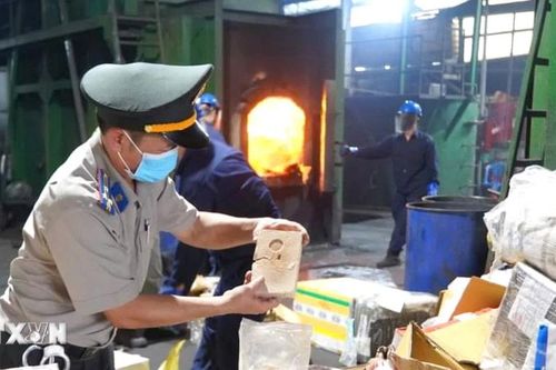 Thành phố Hồ Chí Minh tiêu hủy 1,3 tấn ma túy các loại bằng lò đốt