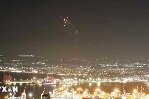 Israel đưa lữ đoàn quân dự bị tới biên giới phía Bắc