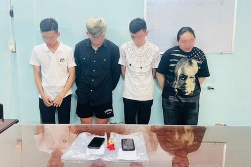 Bắt quả tang nhóm thanh niên tổ chức sinh nhật bằng ma túy